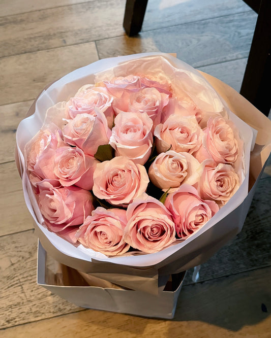 Mono Bouquet “Blush Rose”