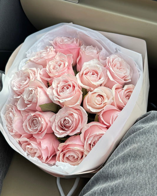 Mono Bouquet “Blush Rose”