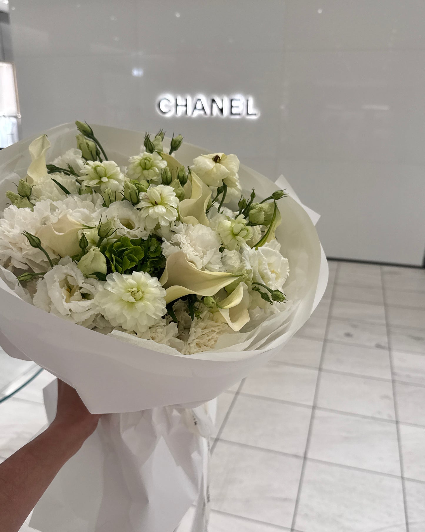 Fresh White Garden with Green Accents